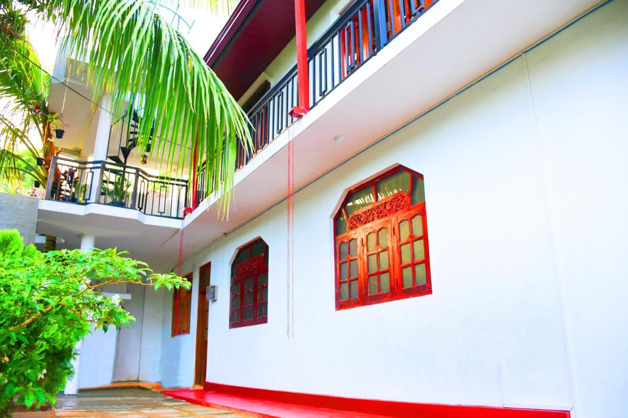 Indunil place hiriketiya Dikwella Bagian luar foto