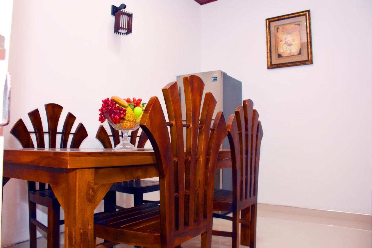 Indunil place hiriketiya Dikwella Bagian luar foto