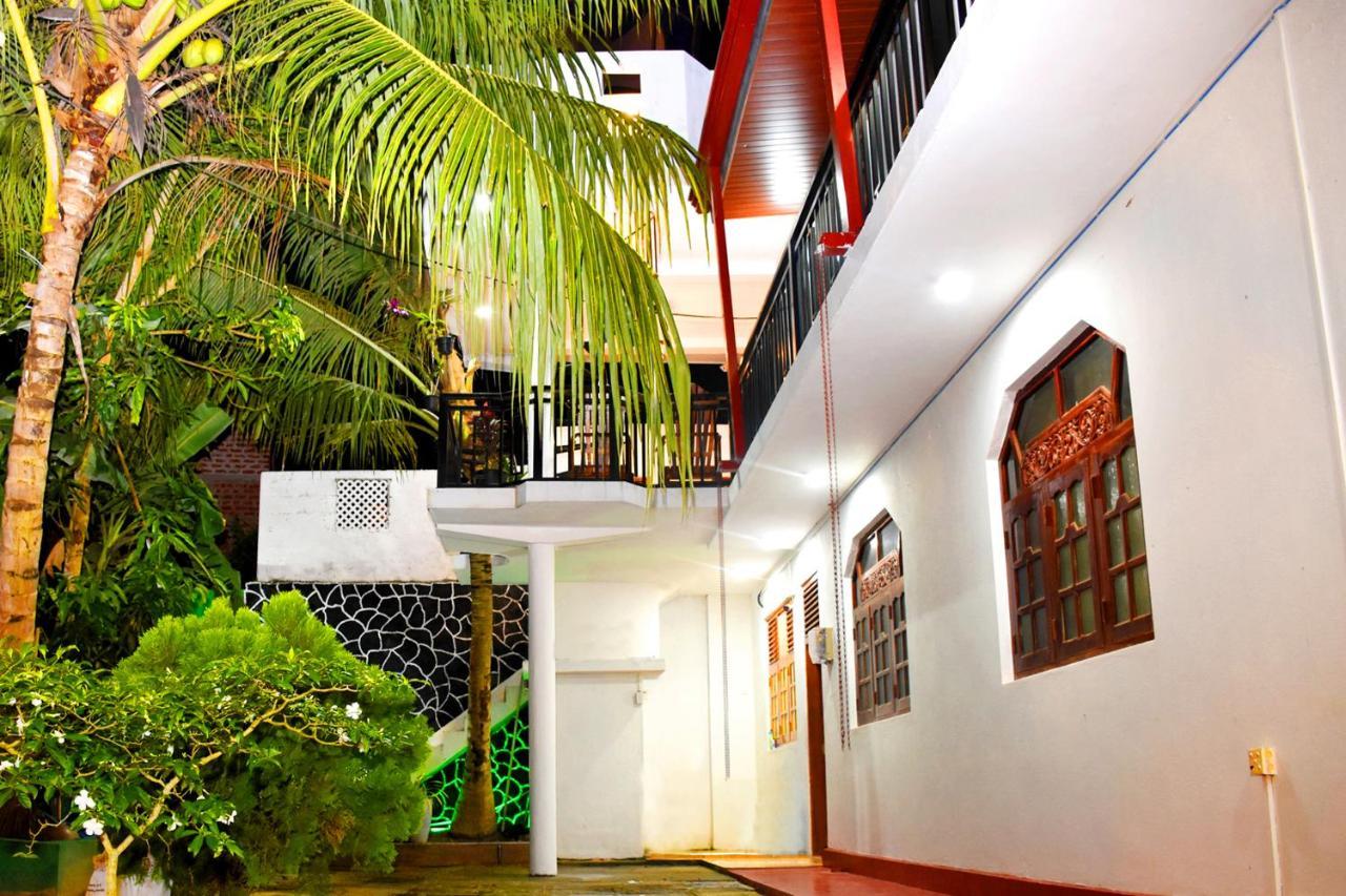 Indunil place hiriketiya Dikwella Bagian luar foto