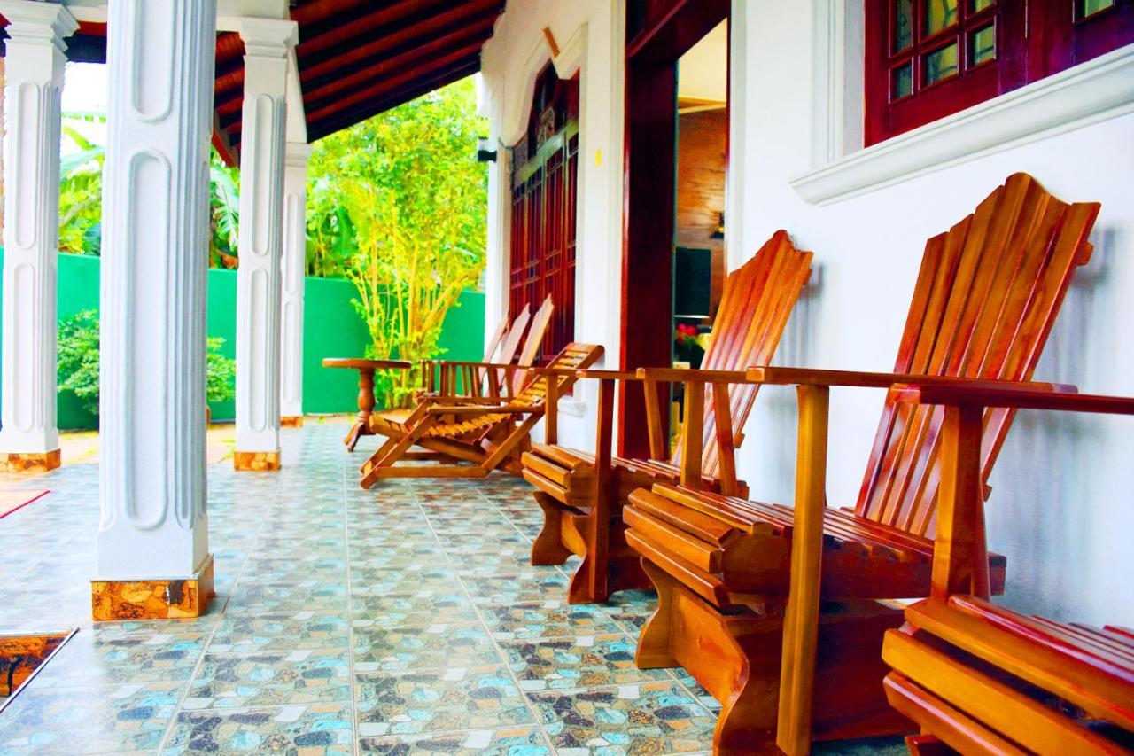 Indunil place hiriketiya Dikwella Bagian luar foto