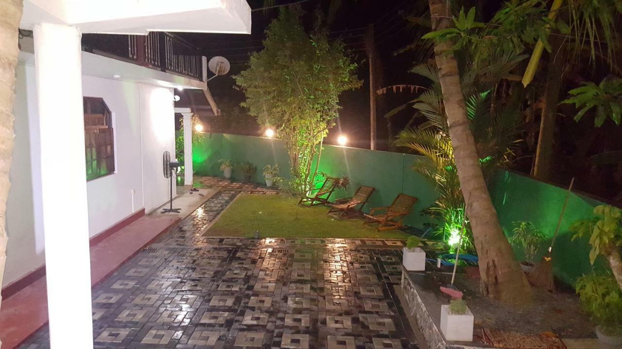 Indunil place hiriketiya Dikwella Bagian luar foto